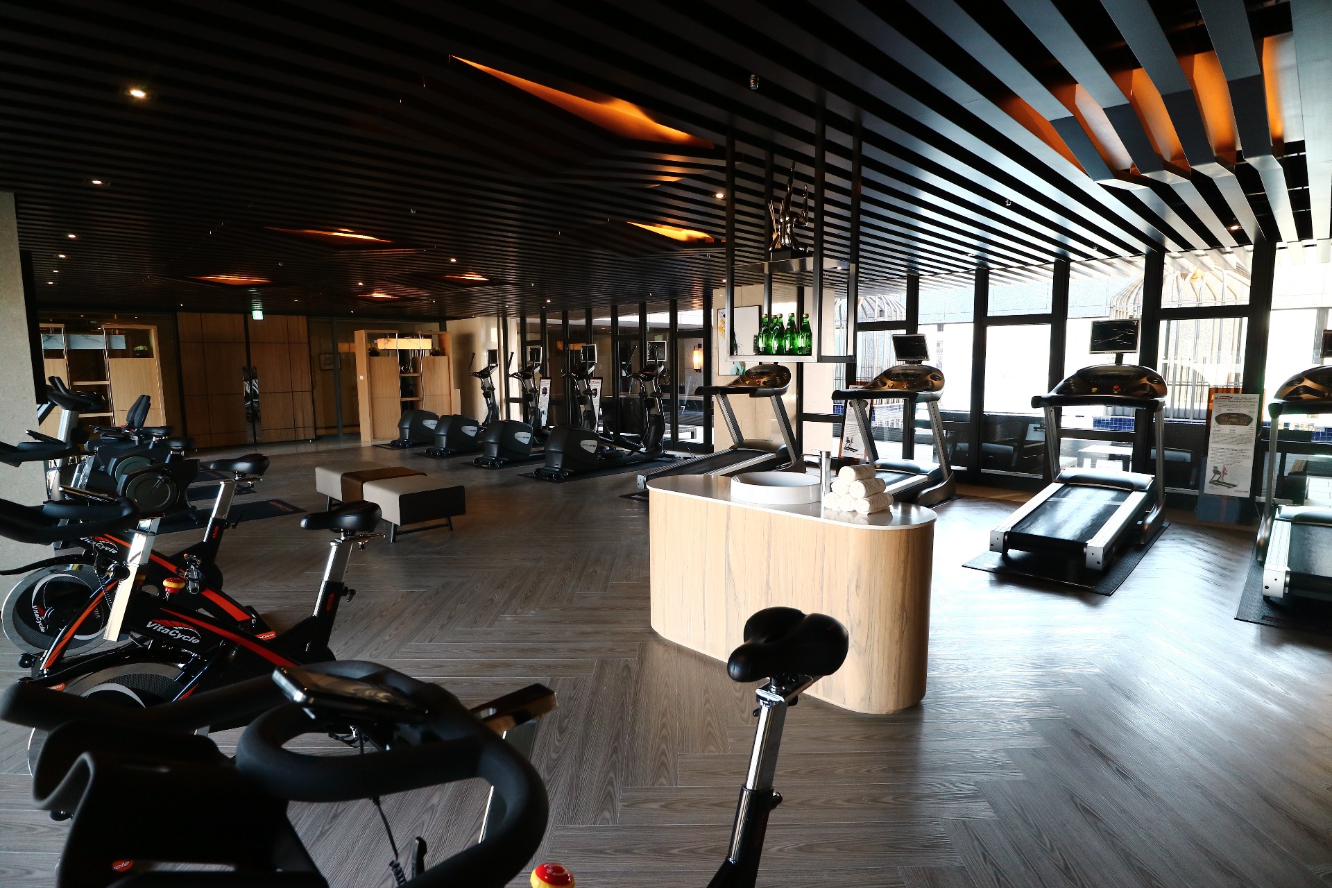 東京都港区六本木で経営者様におすすめのパーソナルジム。ダイエットで健康に！出張トレーニングもあります